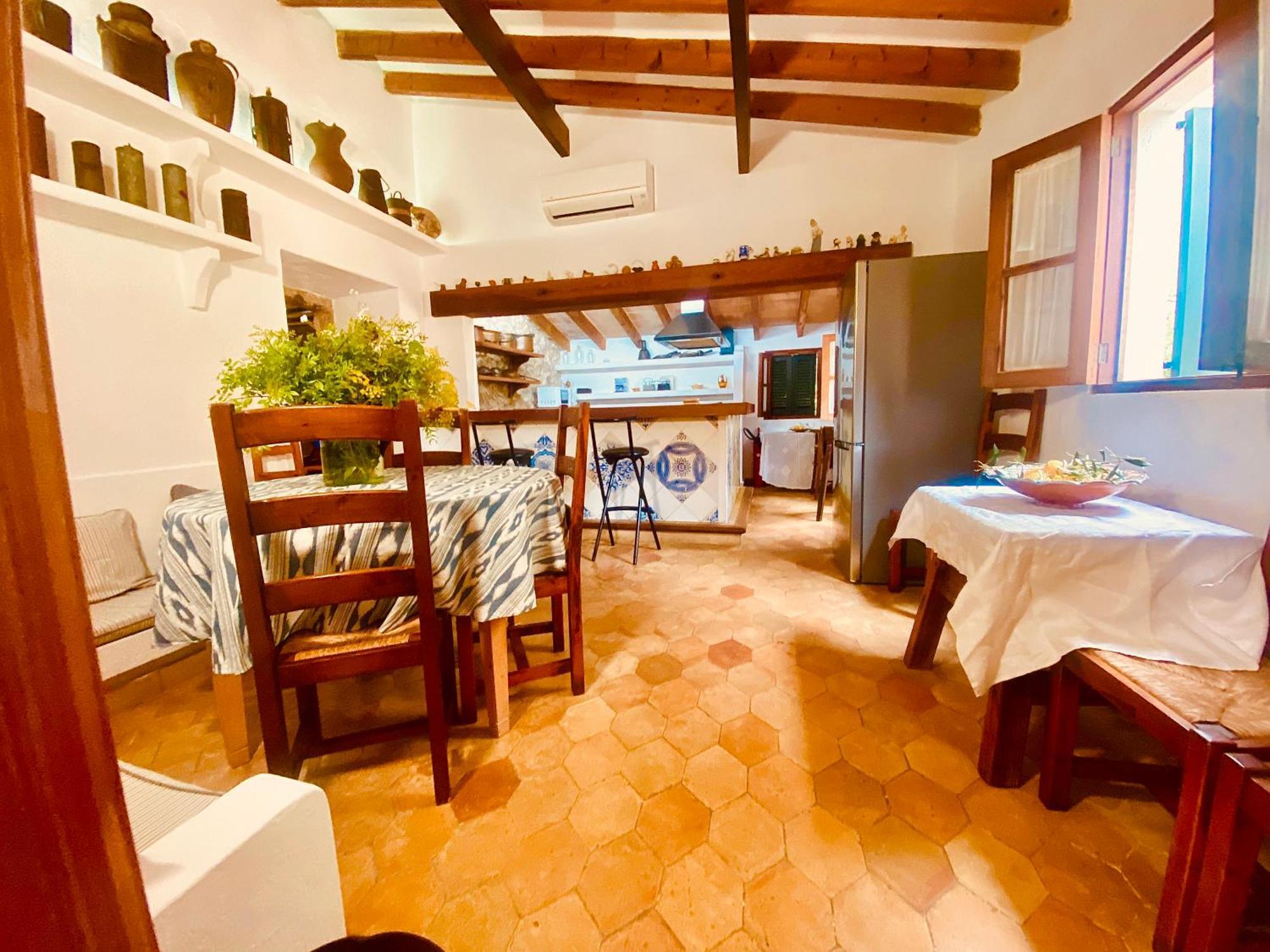 Puerto De Pollensa Villa: Mountain Retreat Near Port de Pollenca