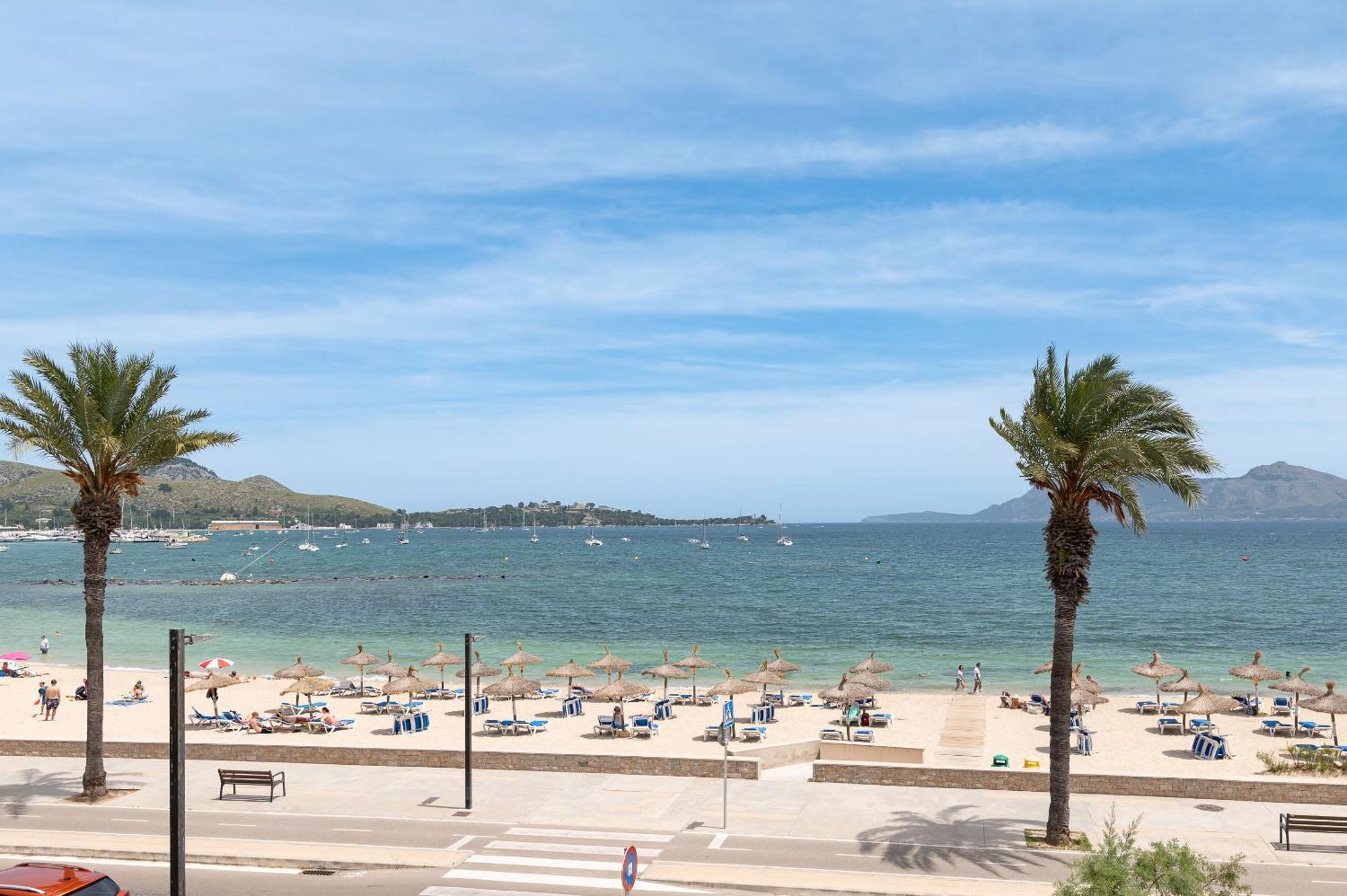 Apartament Beachfront Sivella By Sealand