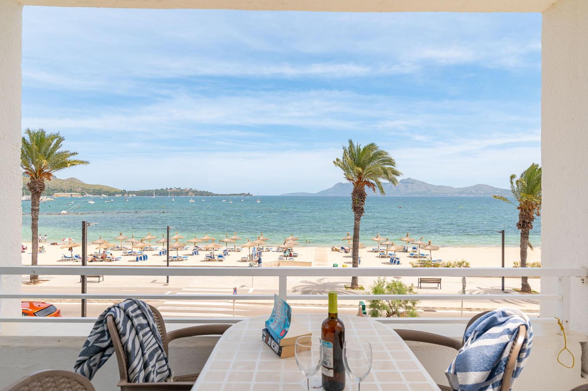 Apartament Beachfront Sivella By Sealand