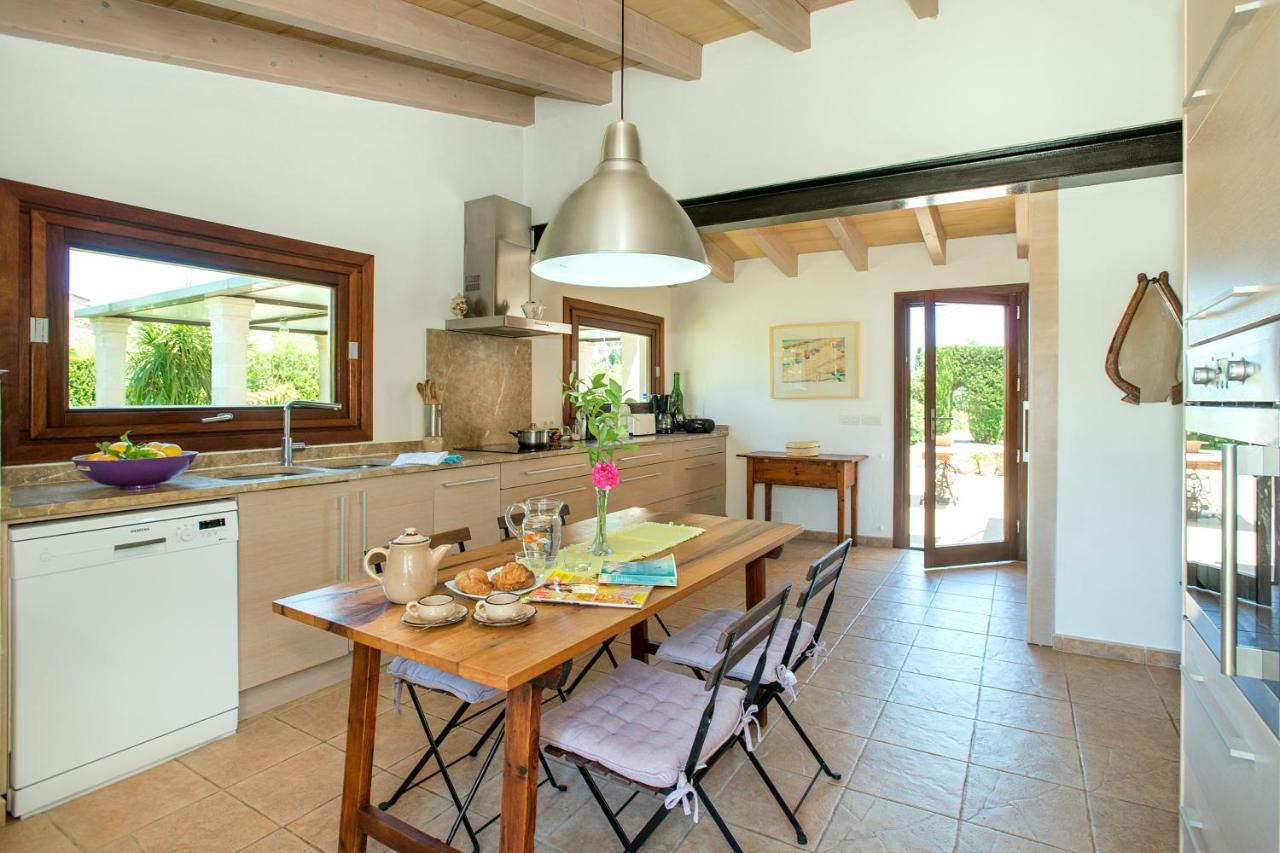 Villa Owl Coloma - Luxury Retreat With Huge Pool