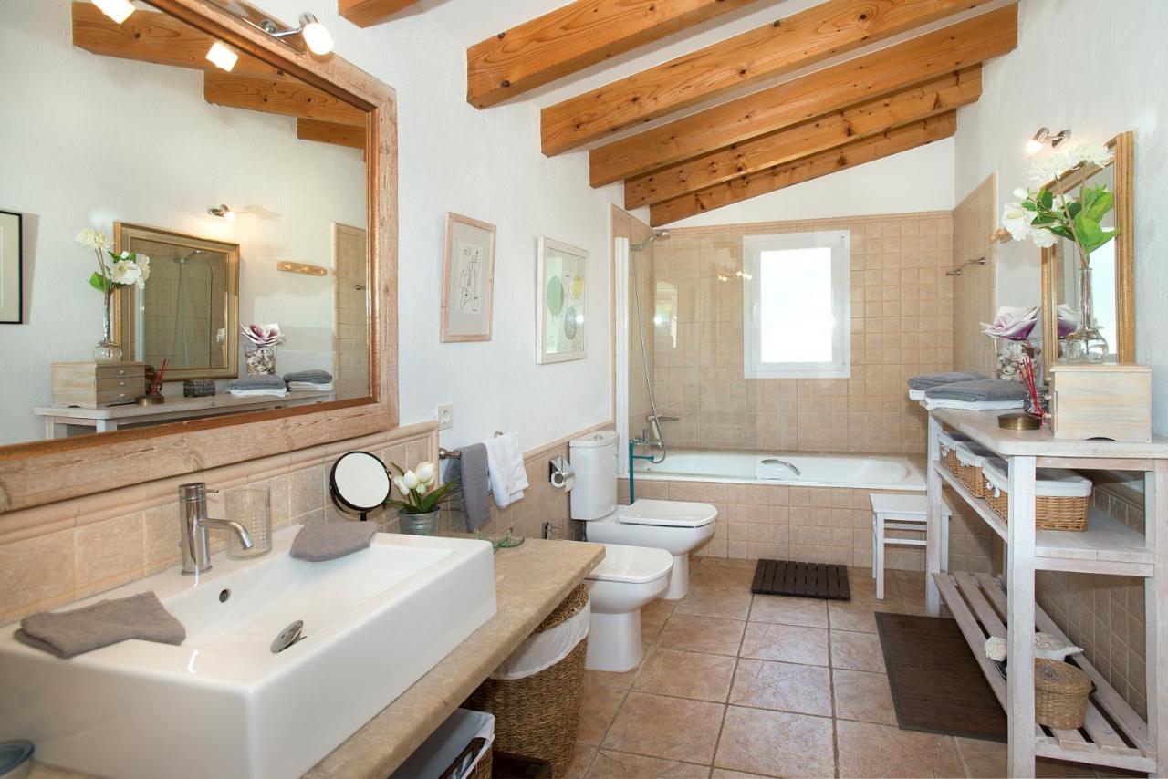 Villa Owl Coloma - Luxury Retreat With Huge Pool