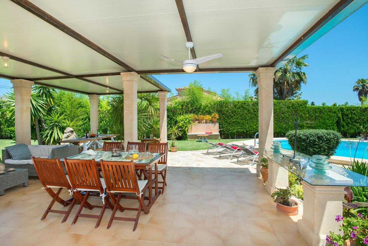 Villa Owl Coloma - Luxury Retreat With Huge Pool