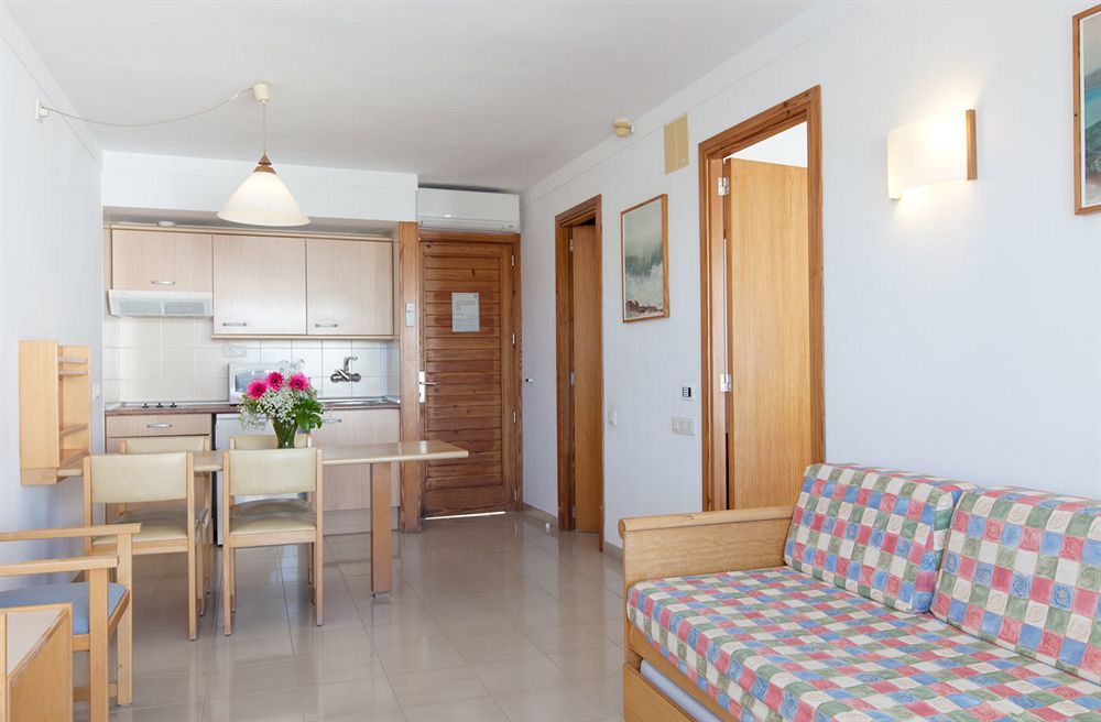 Cabot Hobby Club Apartament