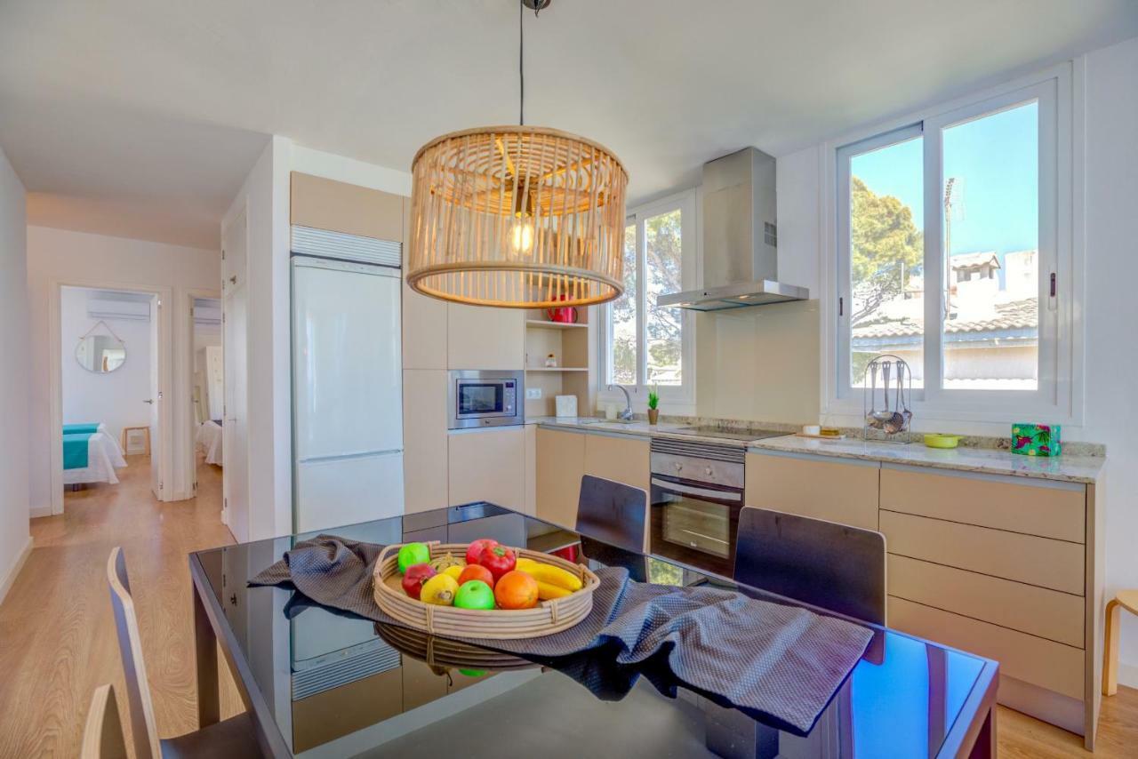 Beachfront Sivella By Sealand Apartamento