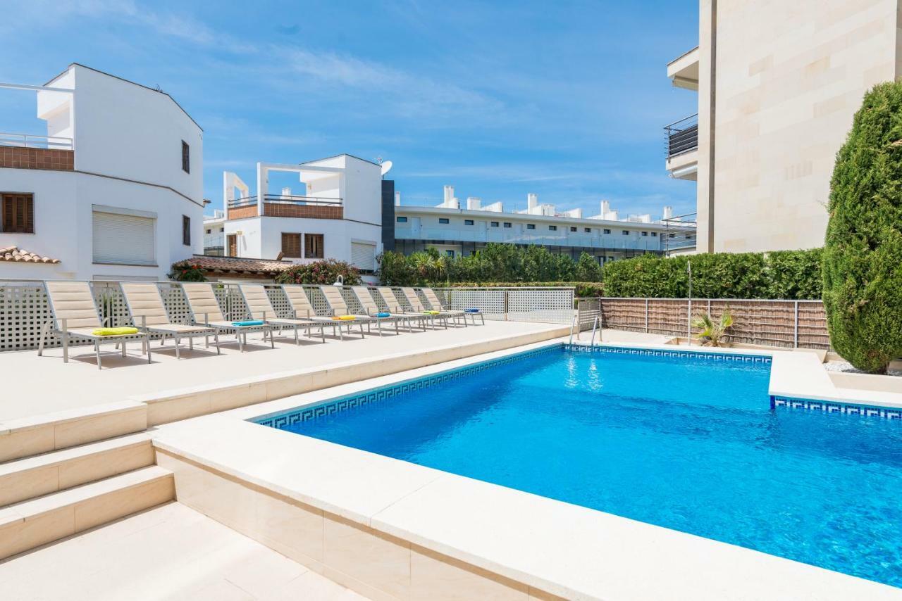 Residencial Llenaire Apartment