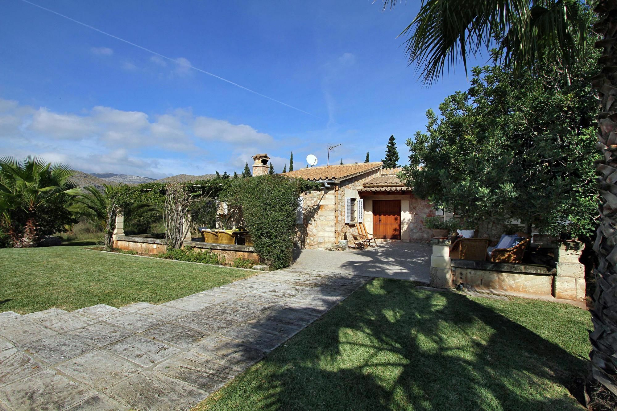 Natalia Villa Port de Pollenca