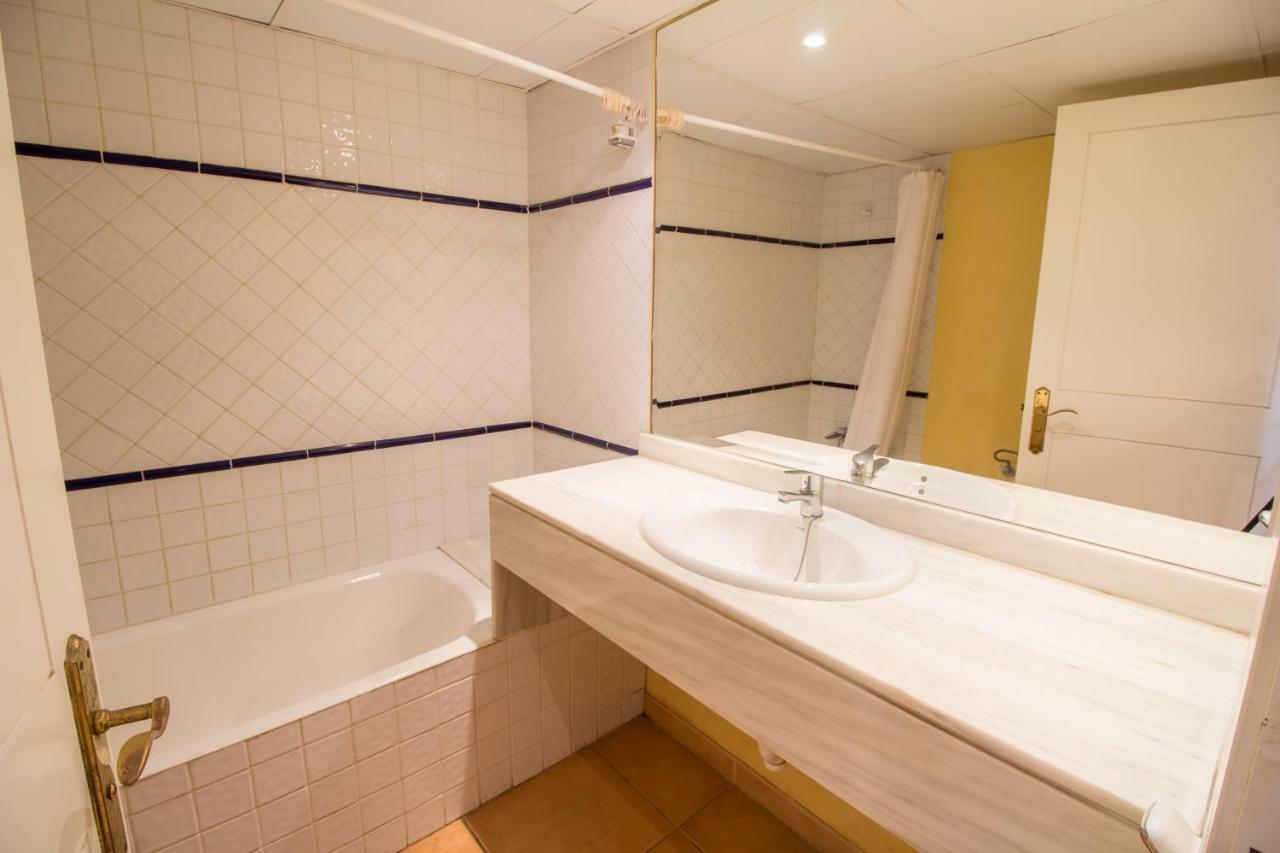Apartment Near The Sea With Wifi And Pool Port de Pollenca