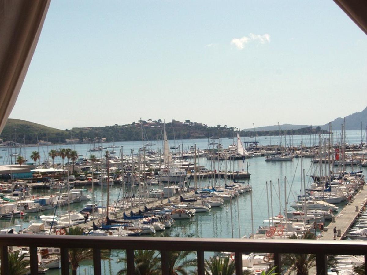 Apartment Far Blue Marina Front