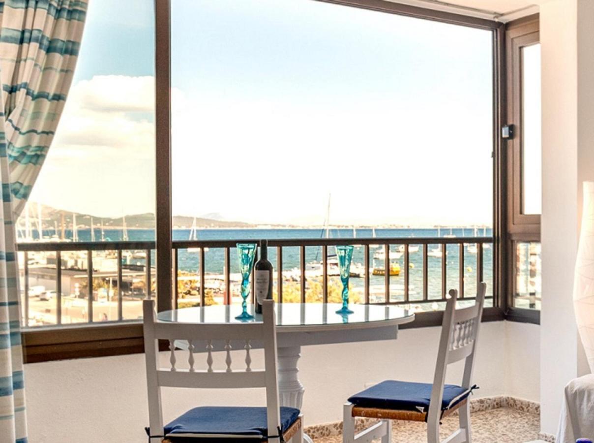 Far Blue Marina Front Apartment Port de Pollenca