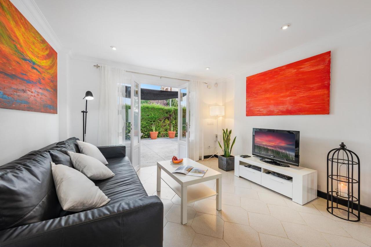 Carlotta House Apartment