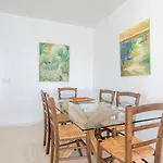 Isabela 2b-3 habitaciones con ático