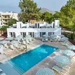 Cabot Las Velas Apartments