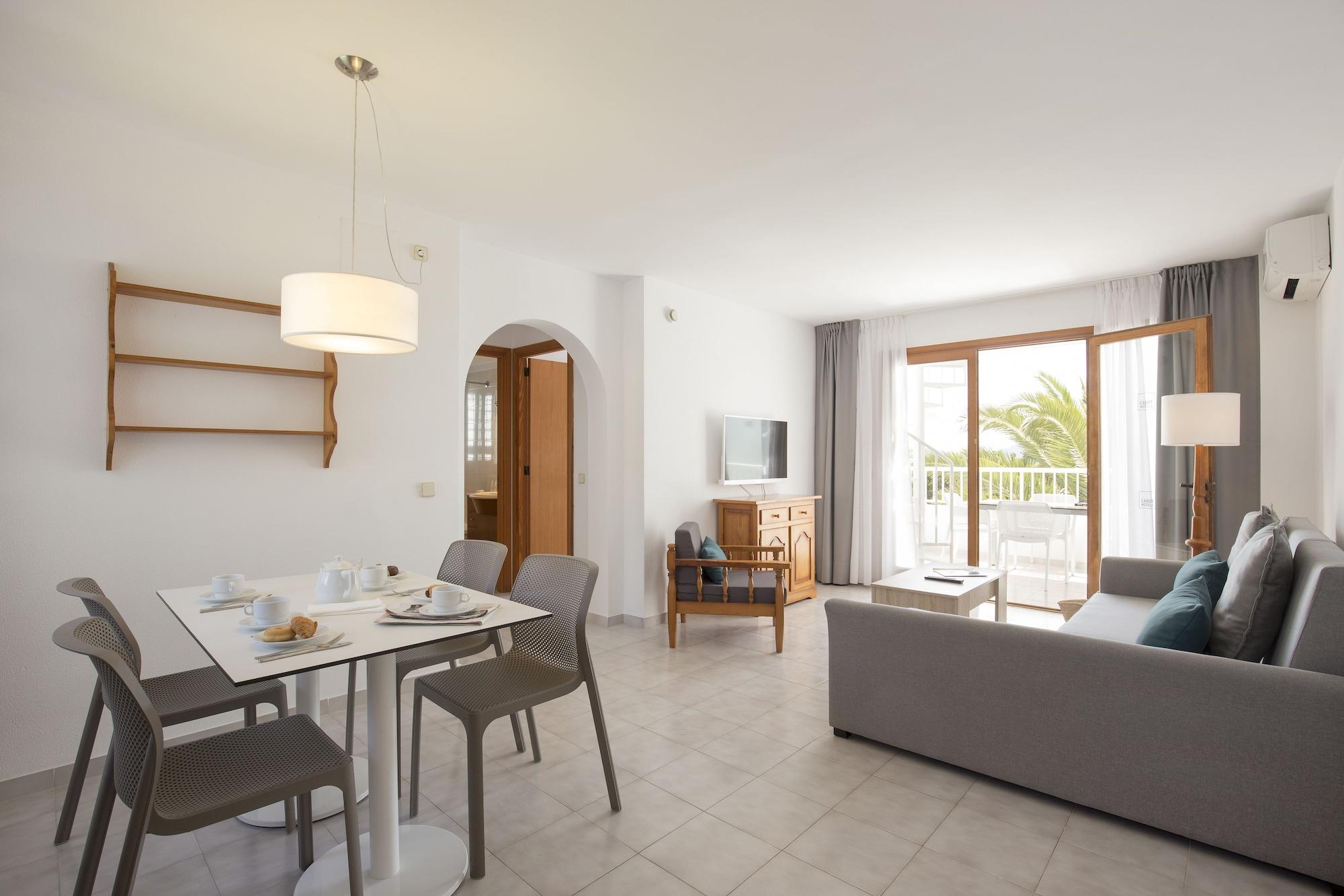 Velas Apartment *