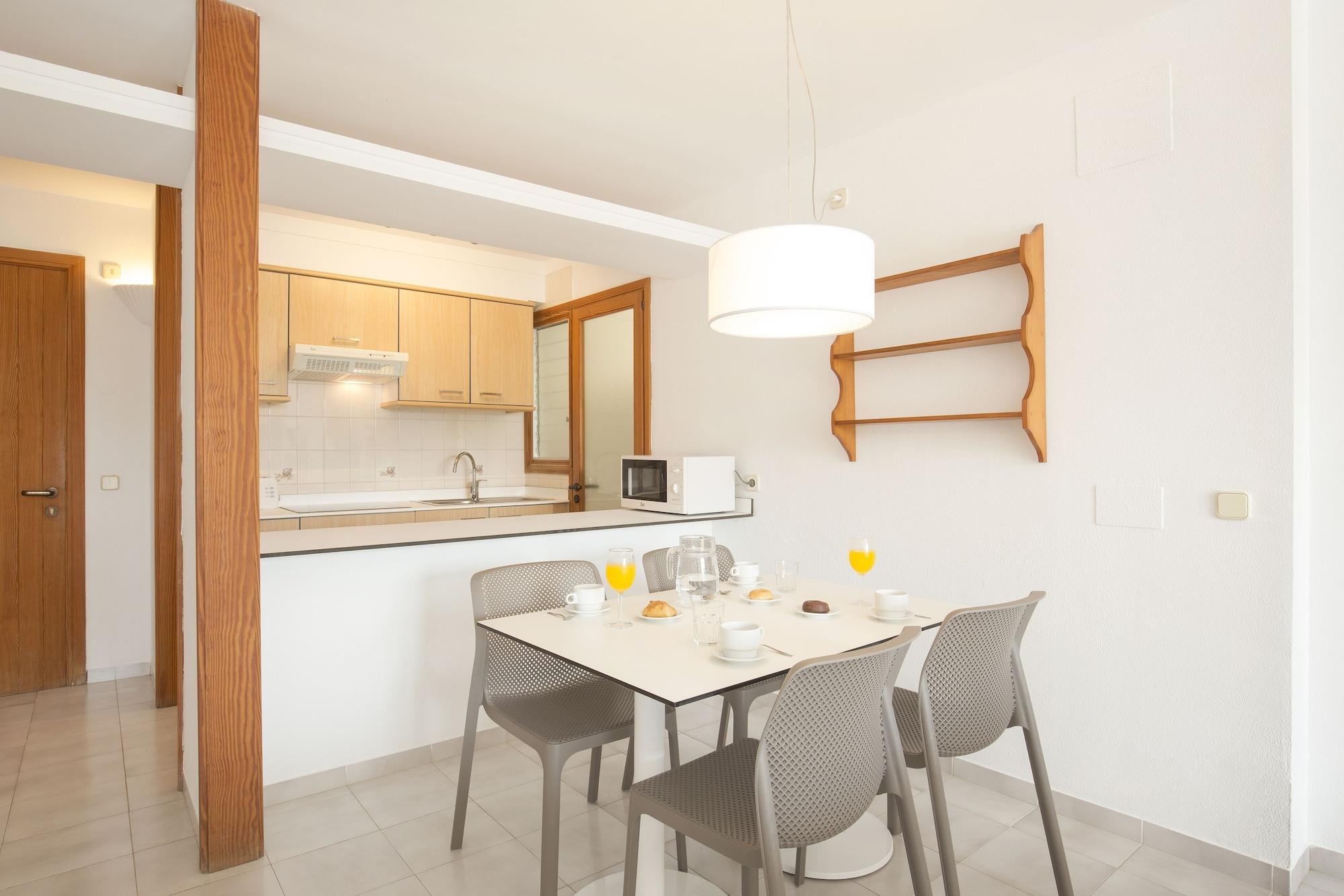 Velas Apartment *