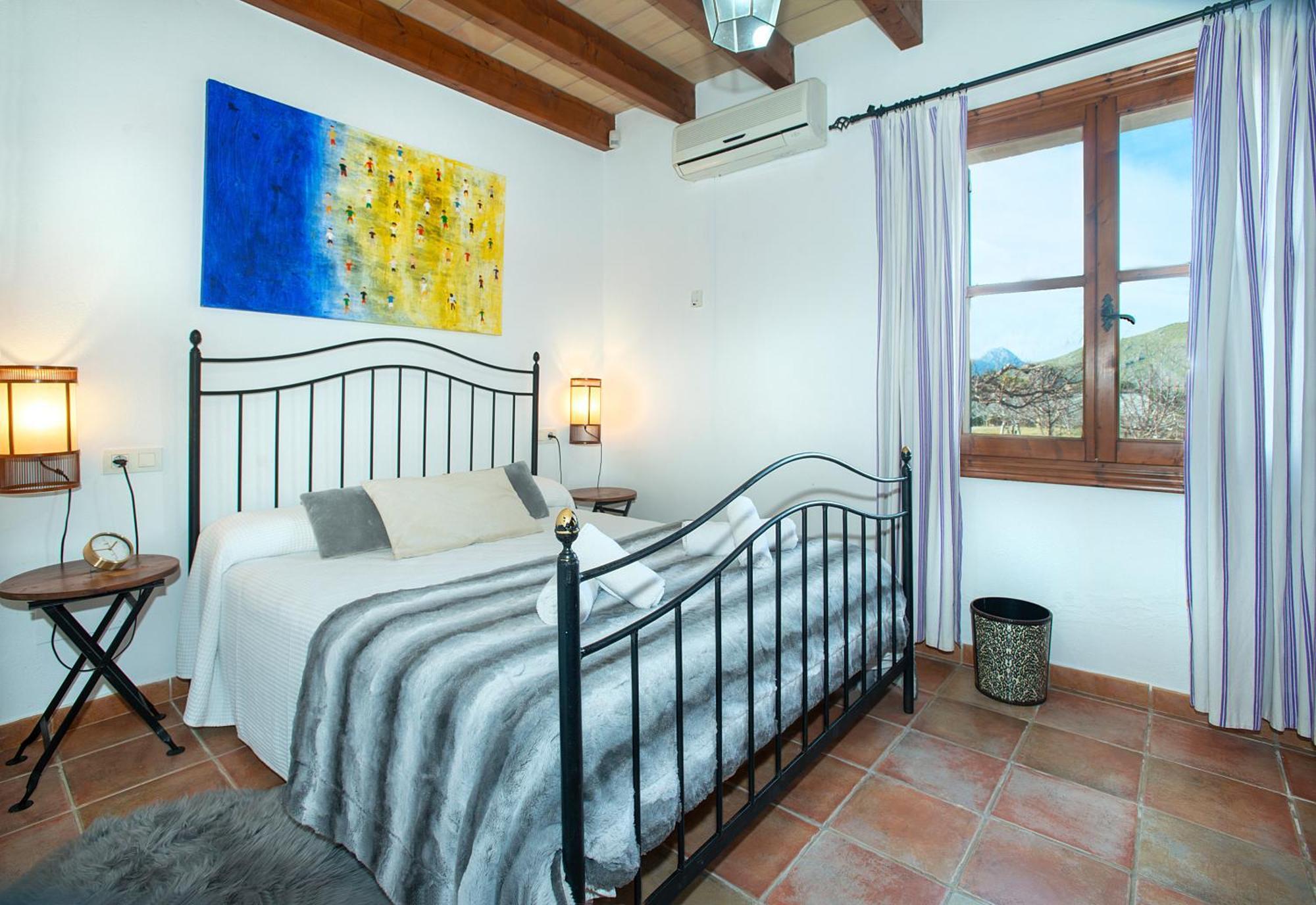 Owl Moya - Walking Distance To The * Port de Pollenca