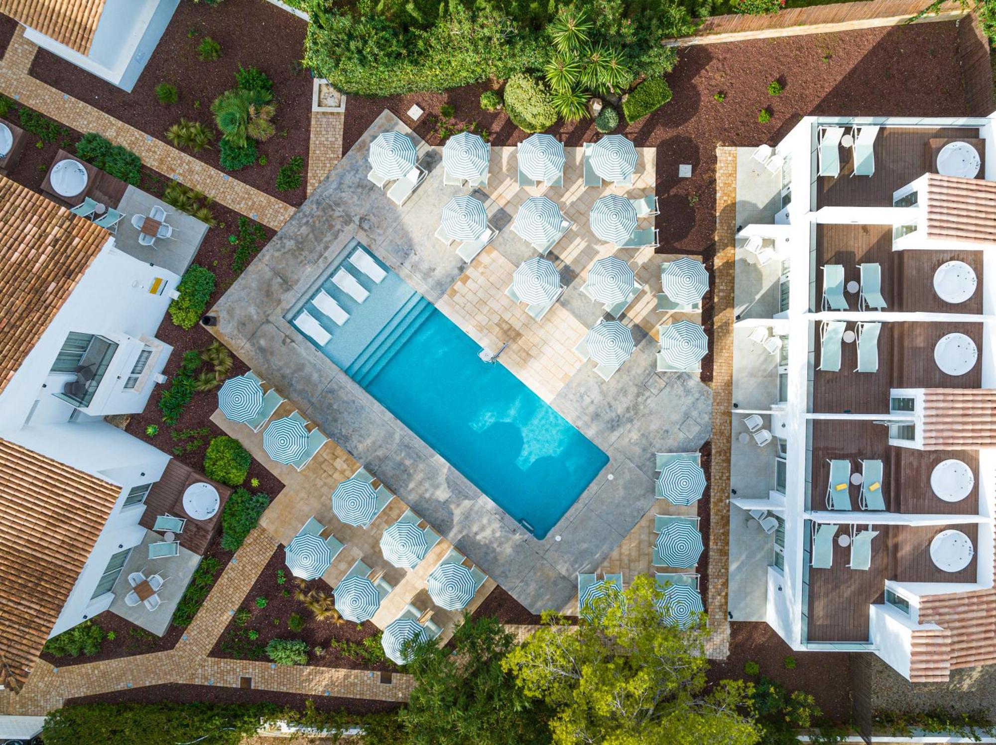 Cabot Las Velas Apartamento *