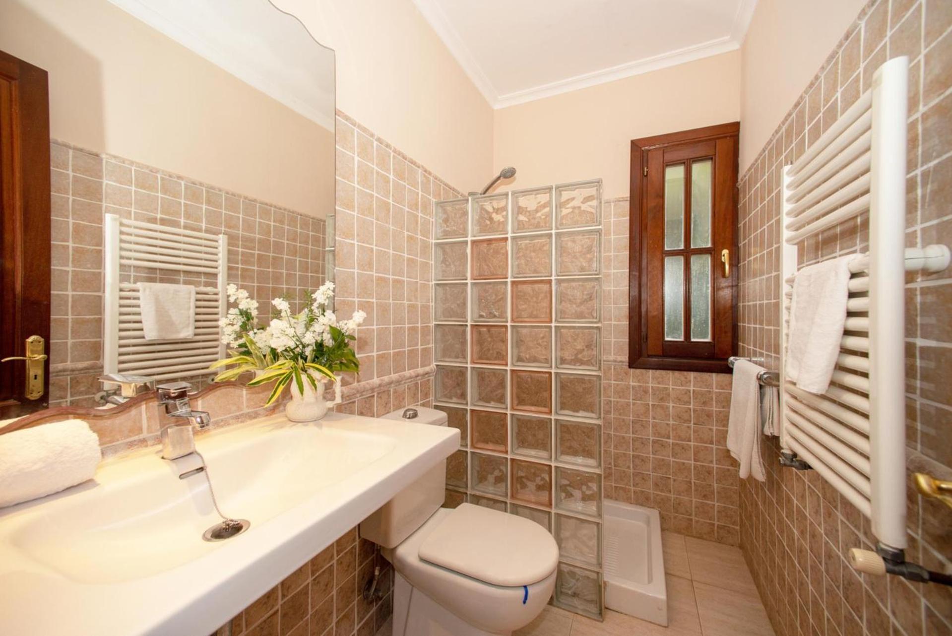 Villa Oliveres By Vintage Travel *